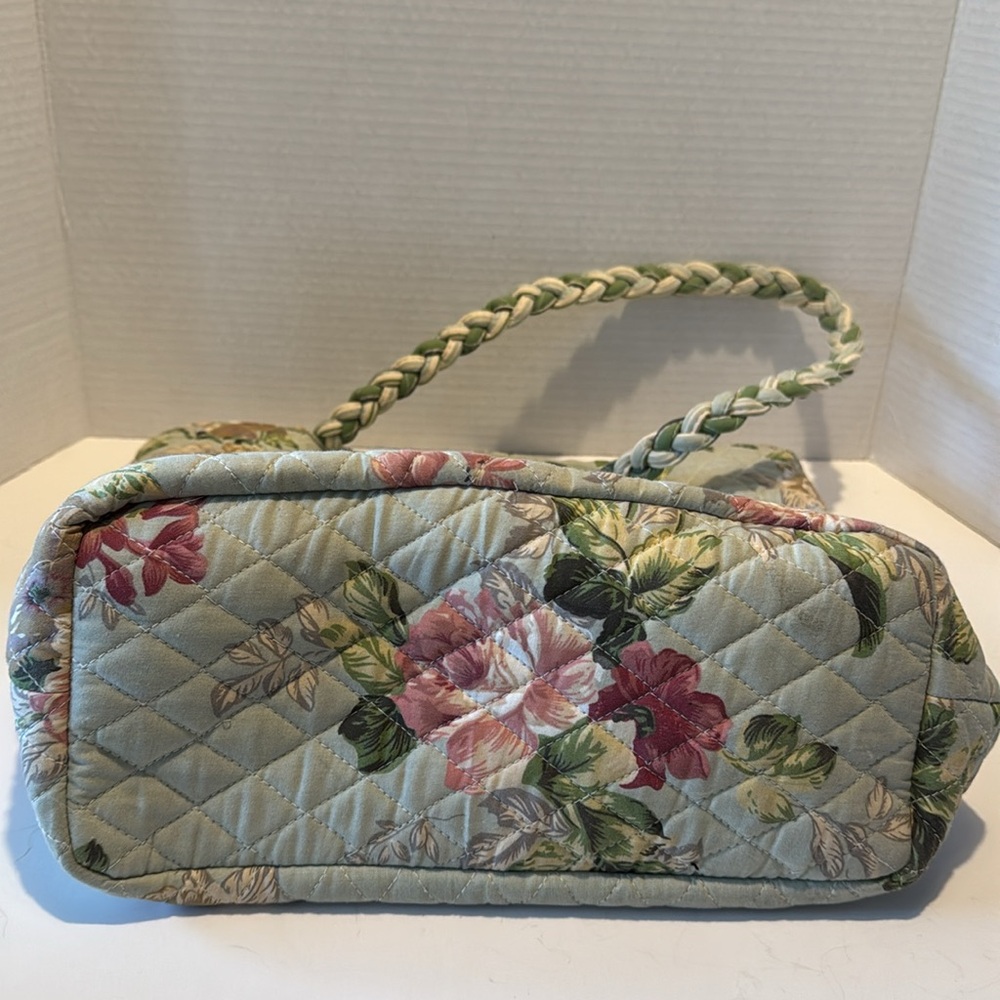 Isabella’s Journey Tea Rose Tote with Ribbon Floral Print - Picture 9 of 13